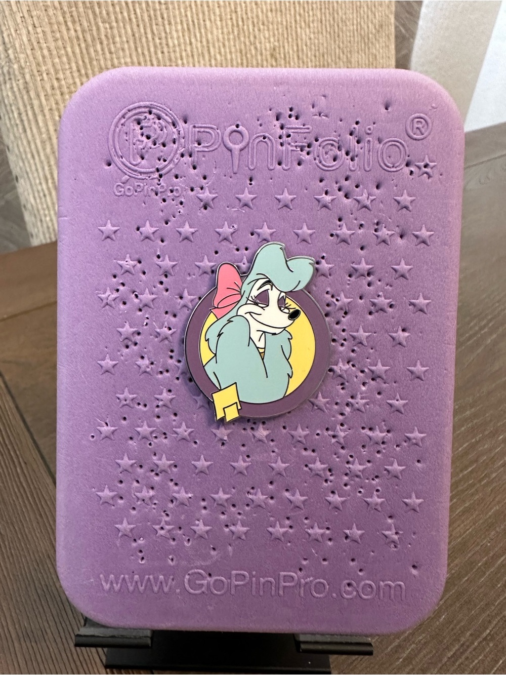 Disney Enchanted Ensemble Pin Georgette Oliver & Company Mystery Pin